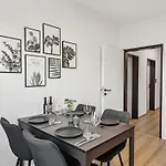 Wohlfuehloase Im Herzen Bremens, Balkon, Bis 5 P * Бремен