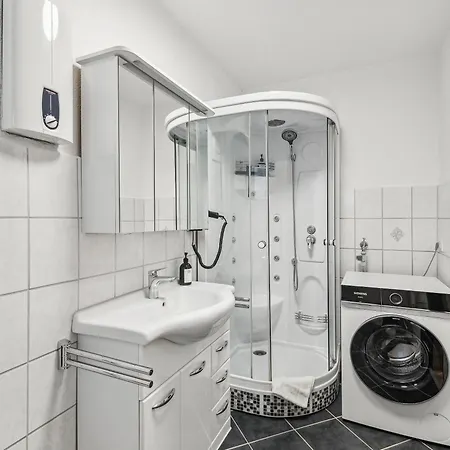 Wohlfuehloase Im Herzen Bremens, Balkon, Bis 5 P Apartment