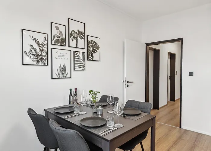 Wohlfuehloase Im Herzen Bremens, Balkon, Bis 5 P * 브레멘